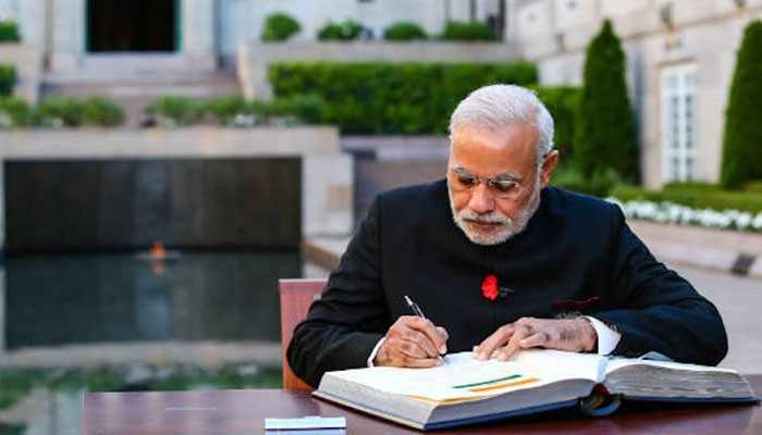 Following PM Imran, Indian PM Modi pens op-ed for New York Times