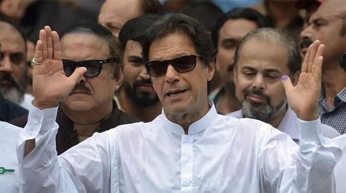 Top-heavy: Is the federal cabinet too big to work? Top-heavy: Is the federal cabinet too big to work?