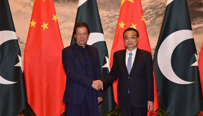 PM Imran meets Chinese President Xi Jinping