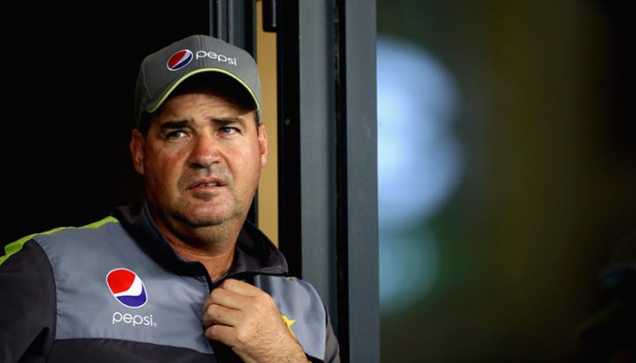 Mickey Arthur still in touch with Pakistan players