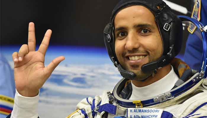 Emirati astronaut returns home to hero's welcome