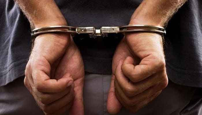 FIA arrests Lahore man for blackmailing woman via 'inappropriate' pictures 