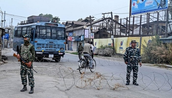 After 72-day blackout, mobile phone services restored in occupied Kashmir