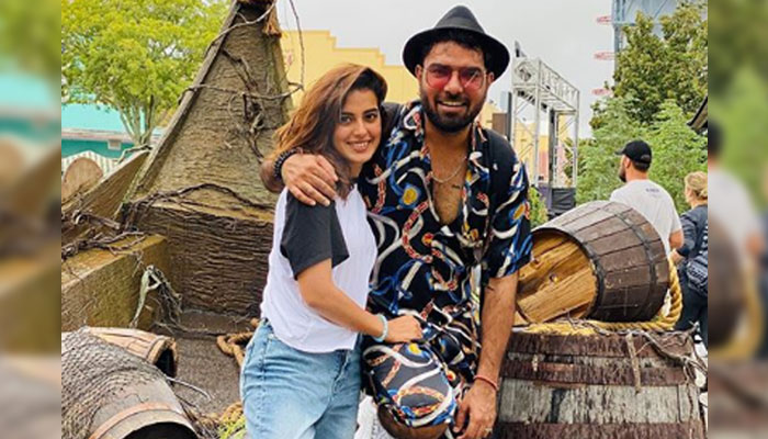 Iqra Aziz, Yasir Hussain unfazed by online haters, post yet another loved-up picture