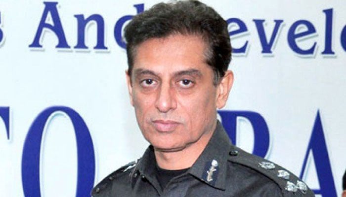 Former Karachi police chief Shahid Hayat passes away