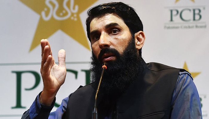 Misbah and co mull major changes before Australia tour