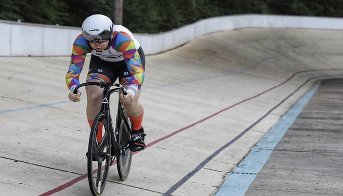 Transgender cyclist defends her right to compete in women´s sport