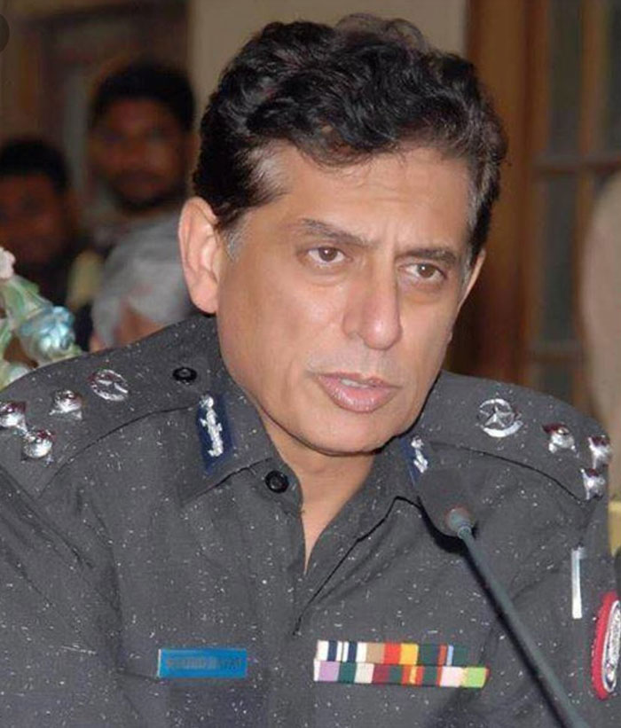 Police officer Shahid Hayat and the story of two gunshots