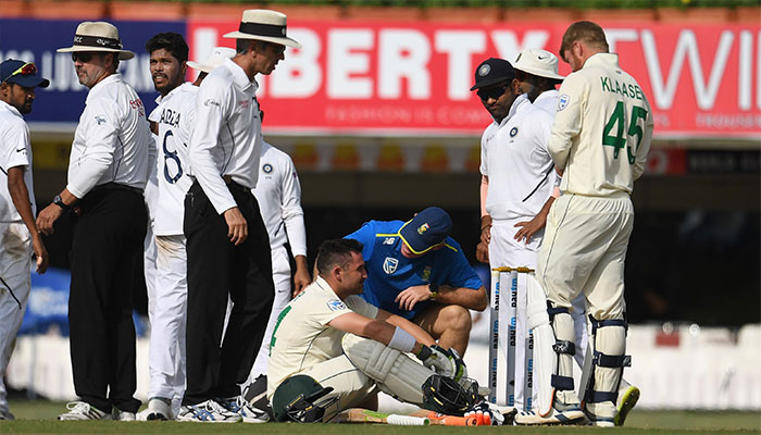 Injured Elgar replaced over concussion fears in third Test