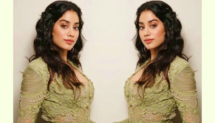 Janhvi Kapoor Sends Paps Into Fits Over A Wardrobe Malfunction