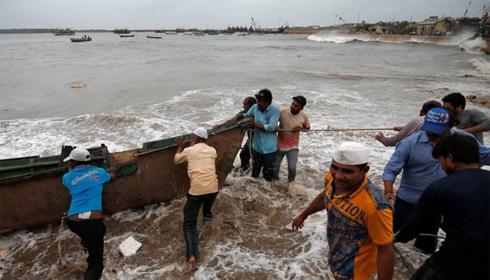 'Kyarr' transforms into super cyclone, likely to lash Sindh with rain, sandstorm