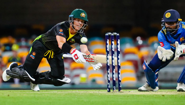 Warner and Smith on fire as Australia thump Sri Lanka
