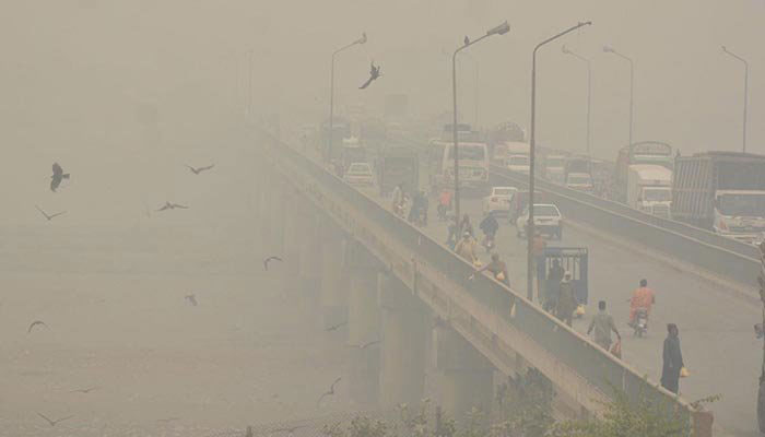 School children move court over smog in Lahore