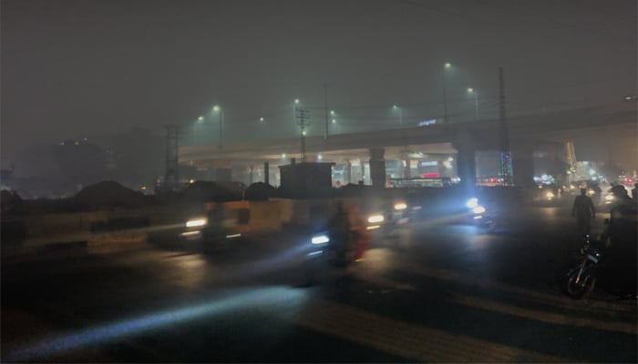 Smog in Lahore turns city's air quality to worst in the world