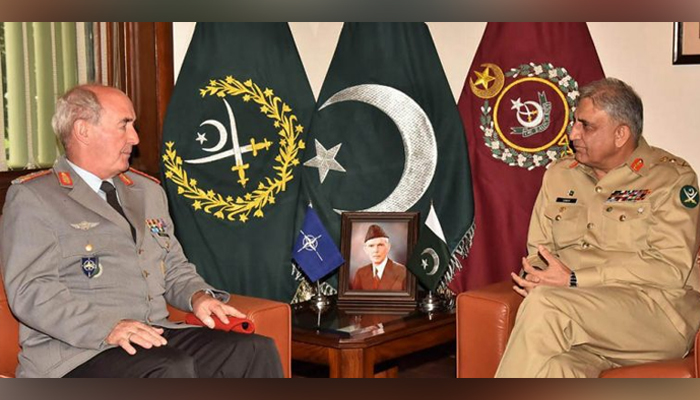 Top NATO official meets COAS, lauds Pak Army's role in regional peace