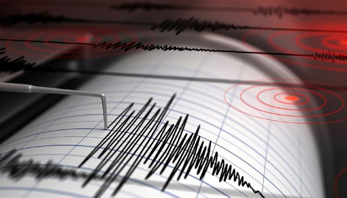 Five killed, 120 injured in Iran earthquake