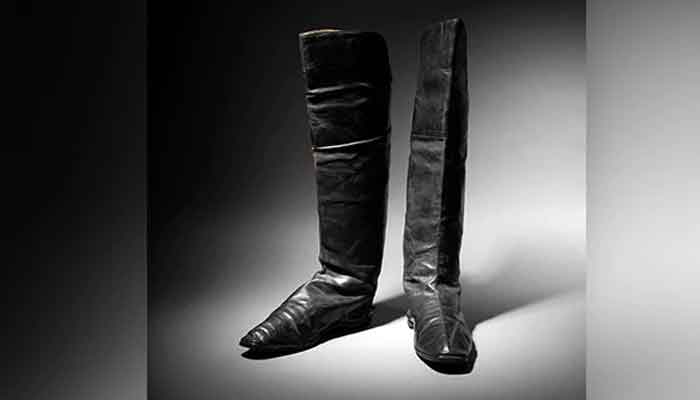 Napoleon's boots could sell for up to 80,000 euros