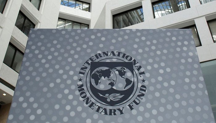 IMF completes first review, approves $450mn installment for Pakistan