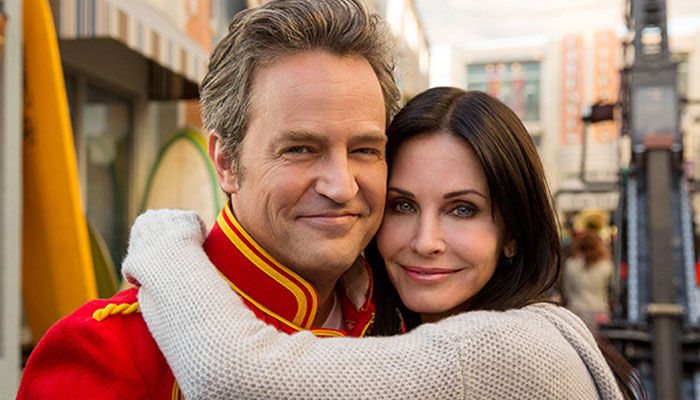 'Friends' star Matthew Perry 'in love' with co-star Courtney Cox? 