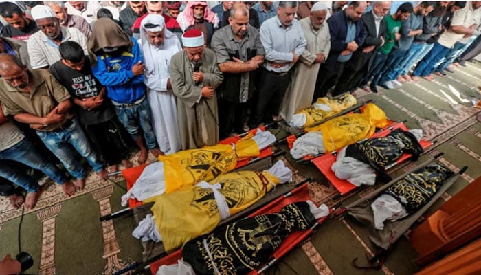 Israeli military admits to martyring eight members of Palestinian family 'by mistake'