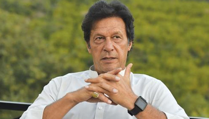 PM Imran tells govt spokespersons not to react to CJP's remarks: sources