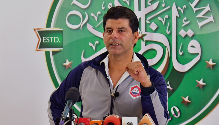 Wasim backs 'young' Pakistan team after Australia defeat in first Test