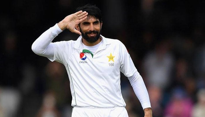 Misbah and the ‘art’ of not doing the obvious