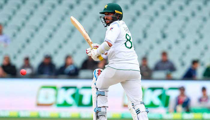 Twitter reacts to Yasir Shah's heroics with the bat