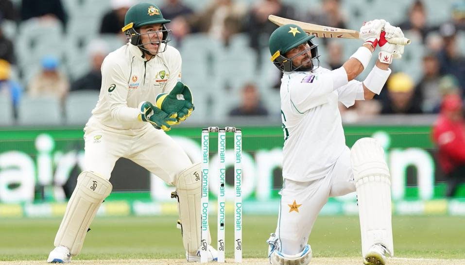 Yasir Shah scores maiden Test hundred against Australia