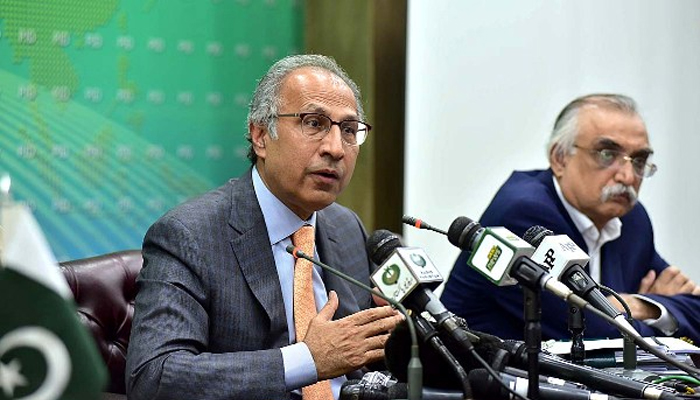 Gain in KSE-100 Index shows 'increasing investor confidence': Dr Hafeez Sheikh