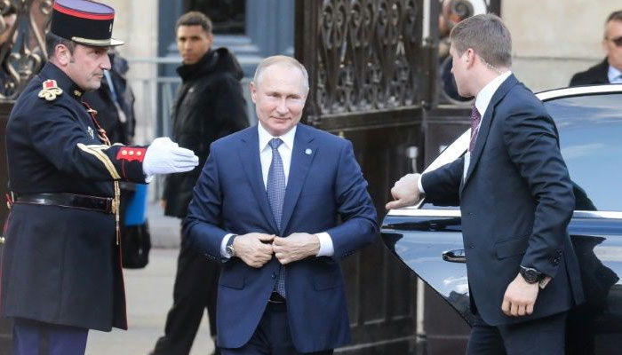 Putin, Zelensky meet in Paris push to end Ukraine war