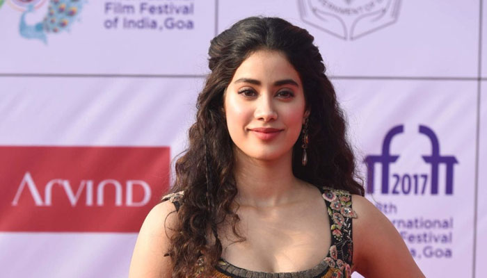 Janhvi Kapoor snapped looking gorgeous as she steps out into the city