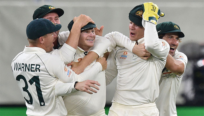 Smith blinder against New Zealand puts Australia on top