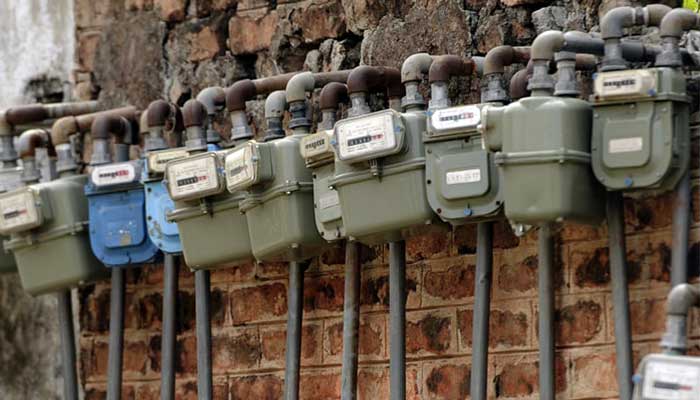 ‘Beefing up political clout’: PTI govt approves new gas schemes despite shortage