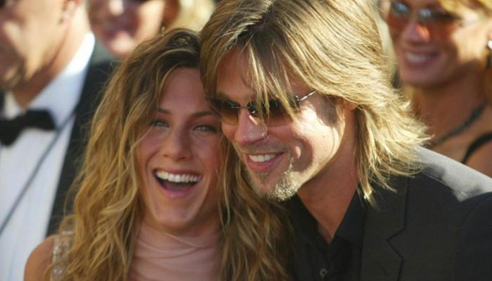 Brad Pitt, Jennifer Aniston  'secretly dating' after SAG reunion, sources claim