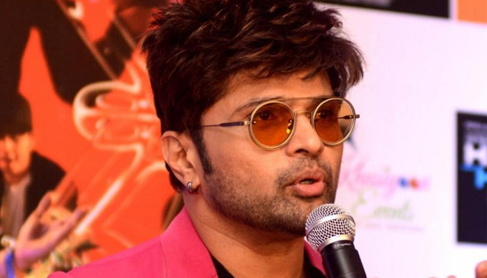 Himesh Reshammiya addresses the hate he got for ‘nasal voice’