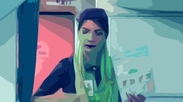 PIA flight attendant caught smuggling gold from Lahore airport PIA flight attendant caught smuggling gold from Lahore airport