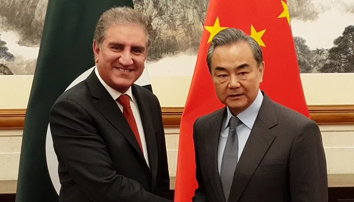 Islamabad stands with Beijing in battle against coronavirus, Qureshi tells Chinese FM