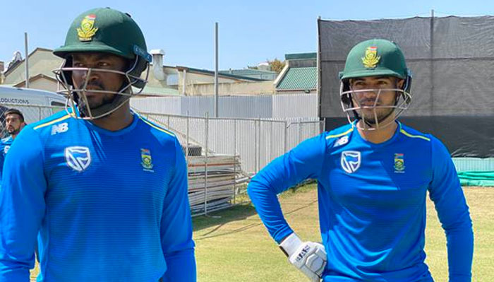 South Africa bowl in first one-day international against England
