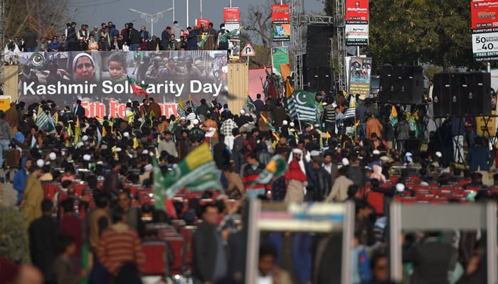 In pics: Pakistan's unwavering support for Kashmiris on Feb 5