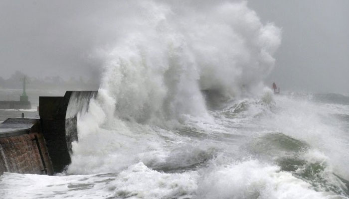 Storm Ciara pounds across northern Europe, six die