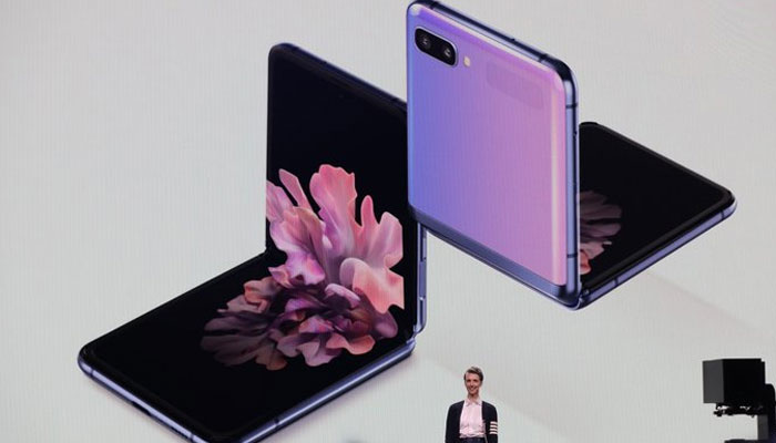 Samsung's second folding smartphone unveiled 