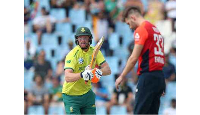 Klaasen powers South Africa to commanding 222