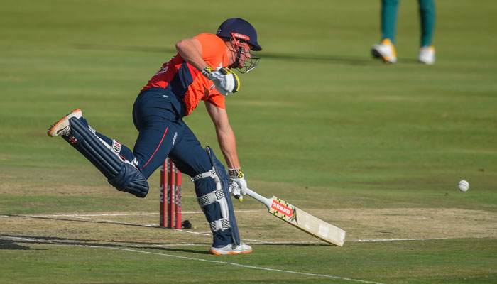 Morgan takes England to series win in high-scoring T20 final 