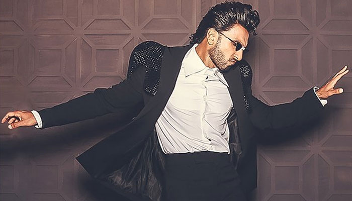 Ranveer Singh shares his thoughts on '83' on the Filmfare red carpet