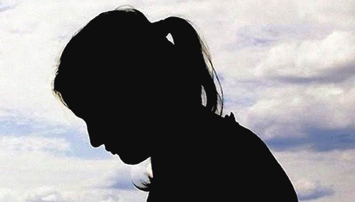 Locals in Hangu demand alleged rapist's public hanging after minor girl found dead