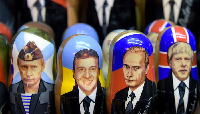 Magnets, mugs and matryoshka dolls — How Russia cashes in on Putin´s face 