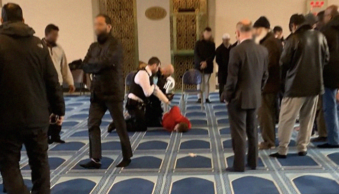 London police rule out terrorism after mosque stabbing leaves 'muazzin' wounded