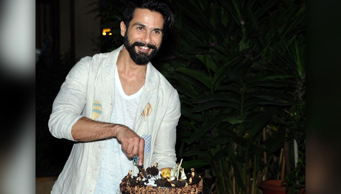 Shahid Kapoor turns 39 years' old, sheds light on importance of family 