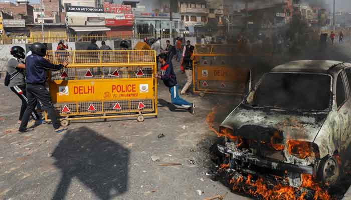 Delhi violence: CM Kejriwal seeks army deployment as death toll mounts to 22